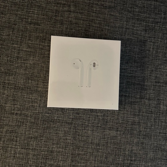 Wireless Bluetooth headphones